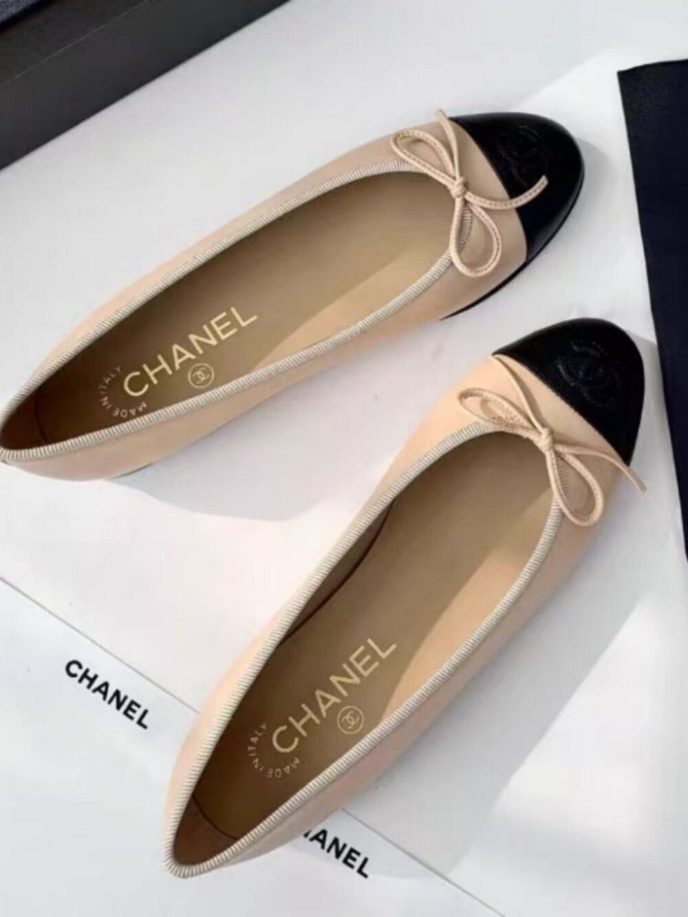 Chanel Beige Black Leather CC Logo Ballerina Flats